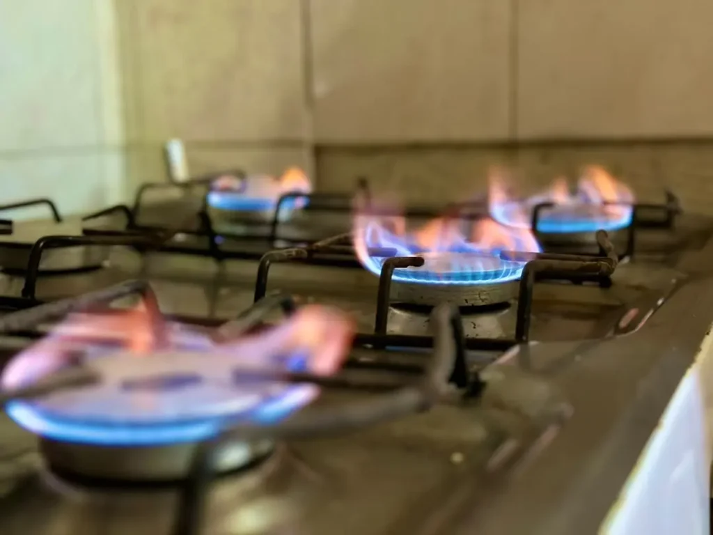 Caldera enciende cocinas en 924 viviendas en San Francisco